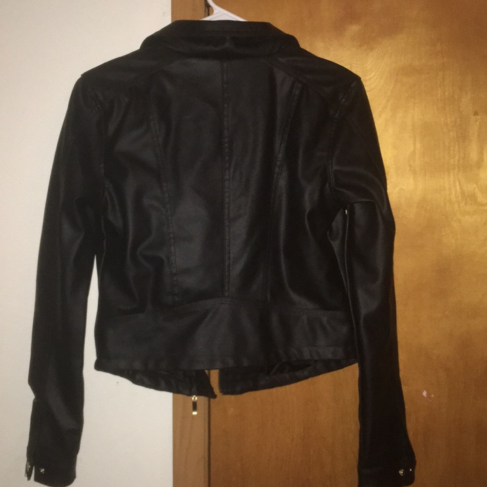Jacket - Picture 3 of 4